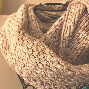 Calvin Klein Woven Knit Infinity Blanket Scarf